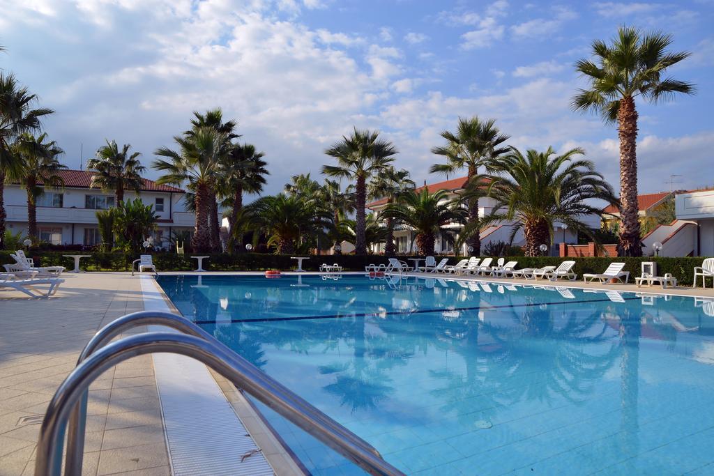 King'S House Hotel Resort Mascali Buitenkant foto
