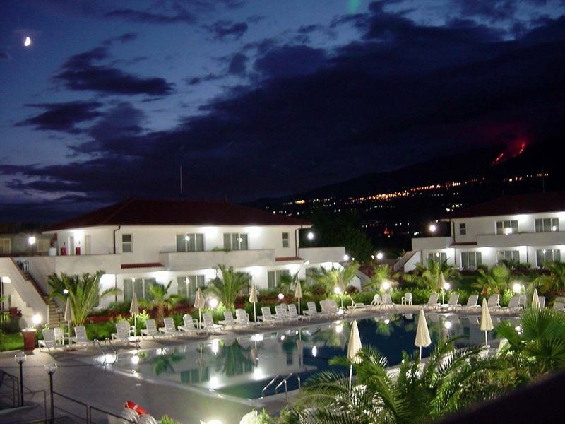 King'S House Hotel Resort Mascali Buitenkant foto