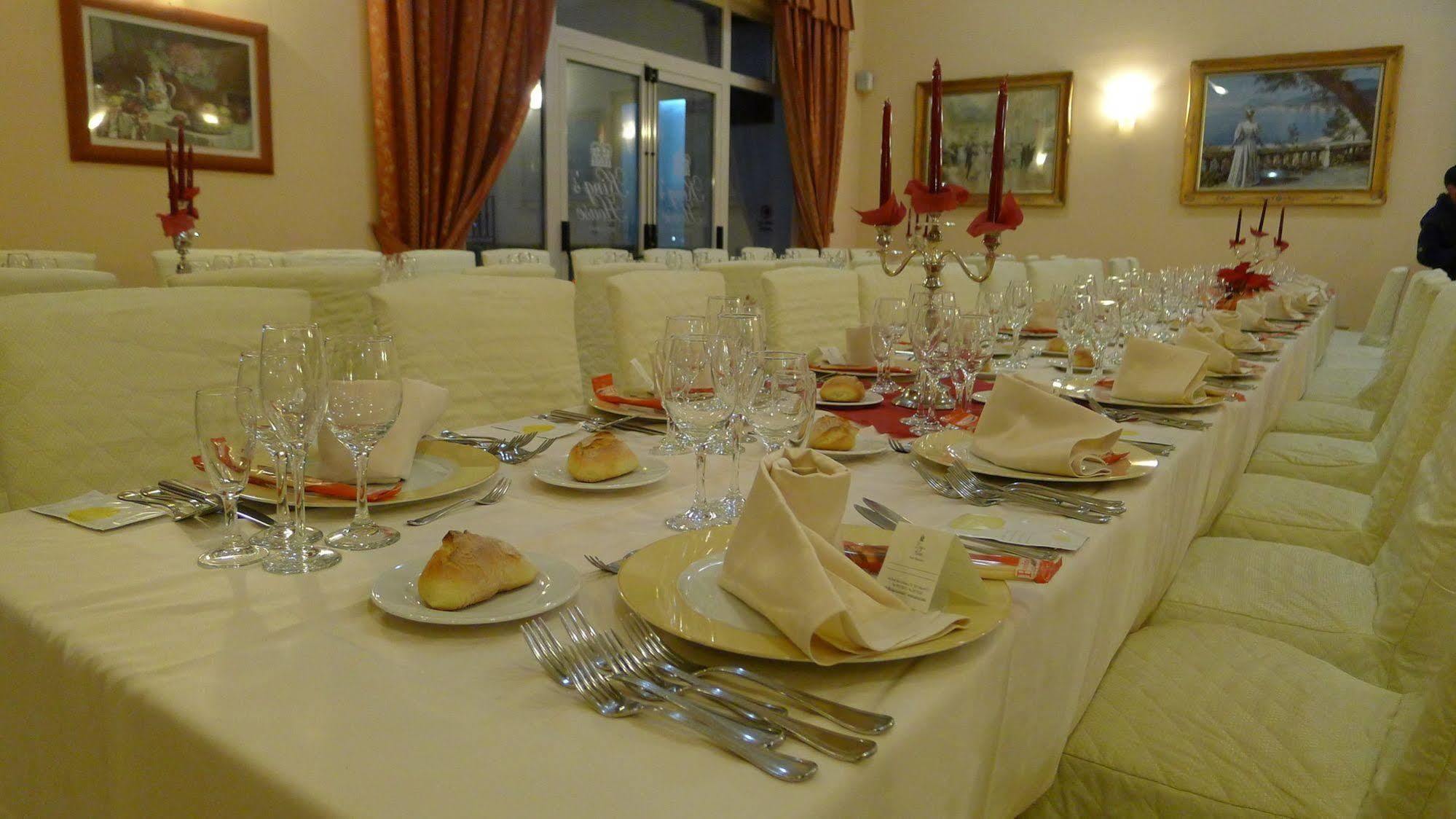 King'S House Hotel Resort Mascali Buitenkant foto