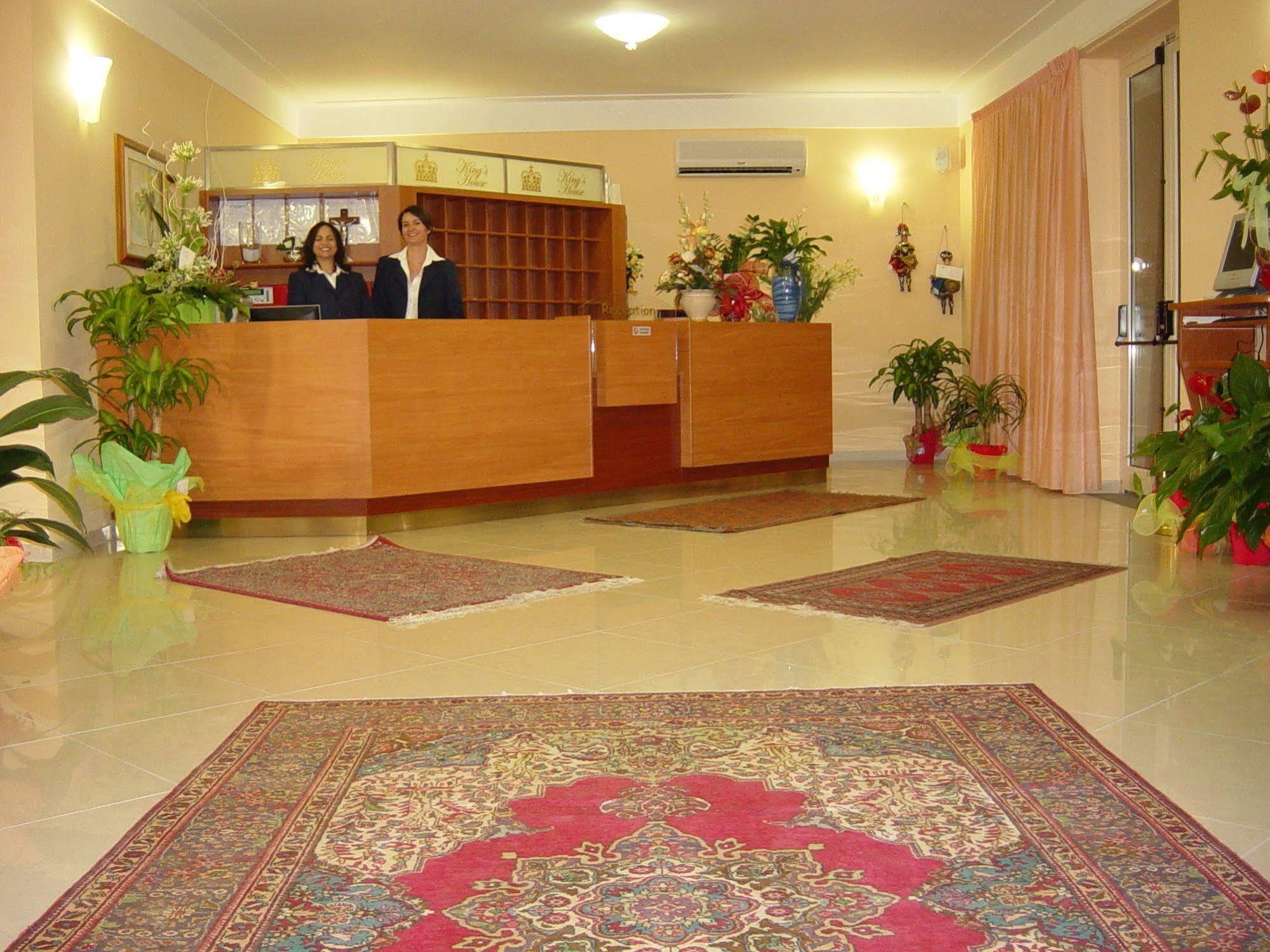 King'S House Hotel Resort Mascali Buitenkant foto