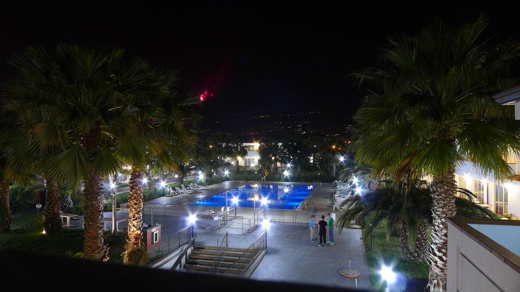 King'S House Hotel Resort Mascali Buitenkant foto